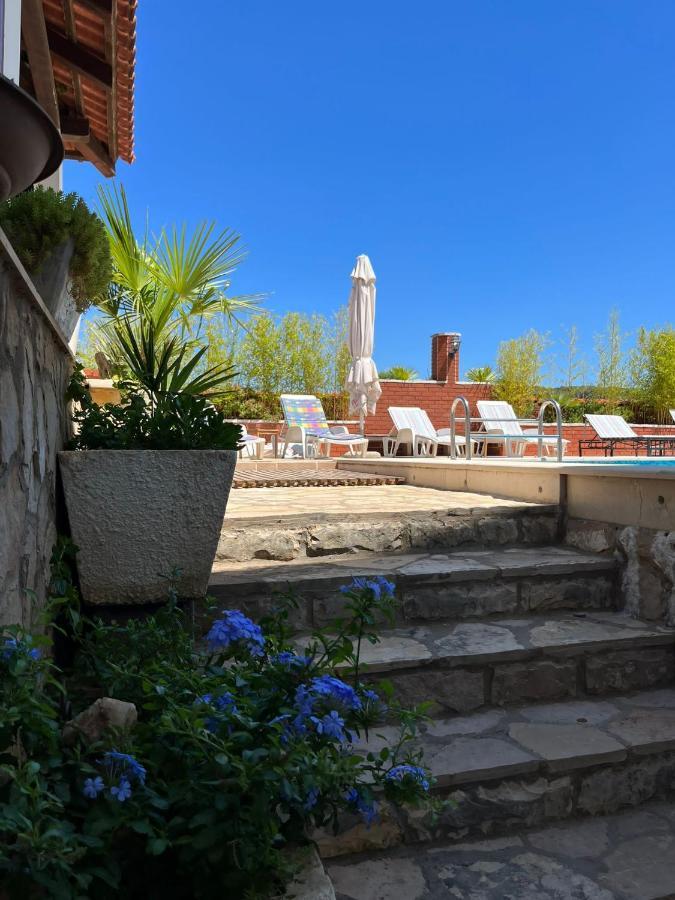 Apartment With Swimming Pool Jelsa  Exterior photo